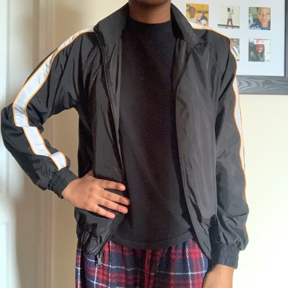 Forever 21 Windbreaker - Picture 2 of 5